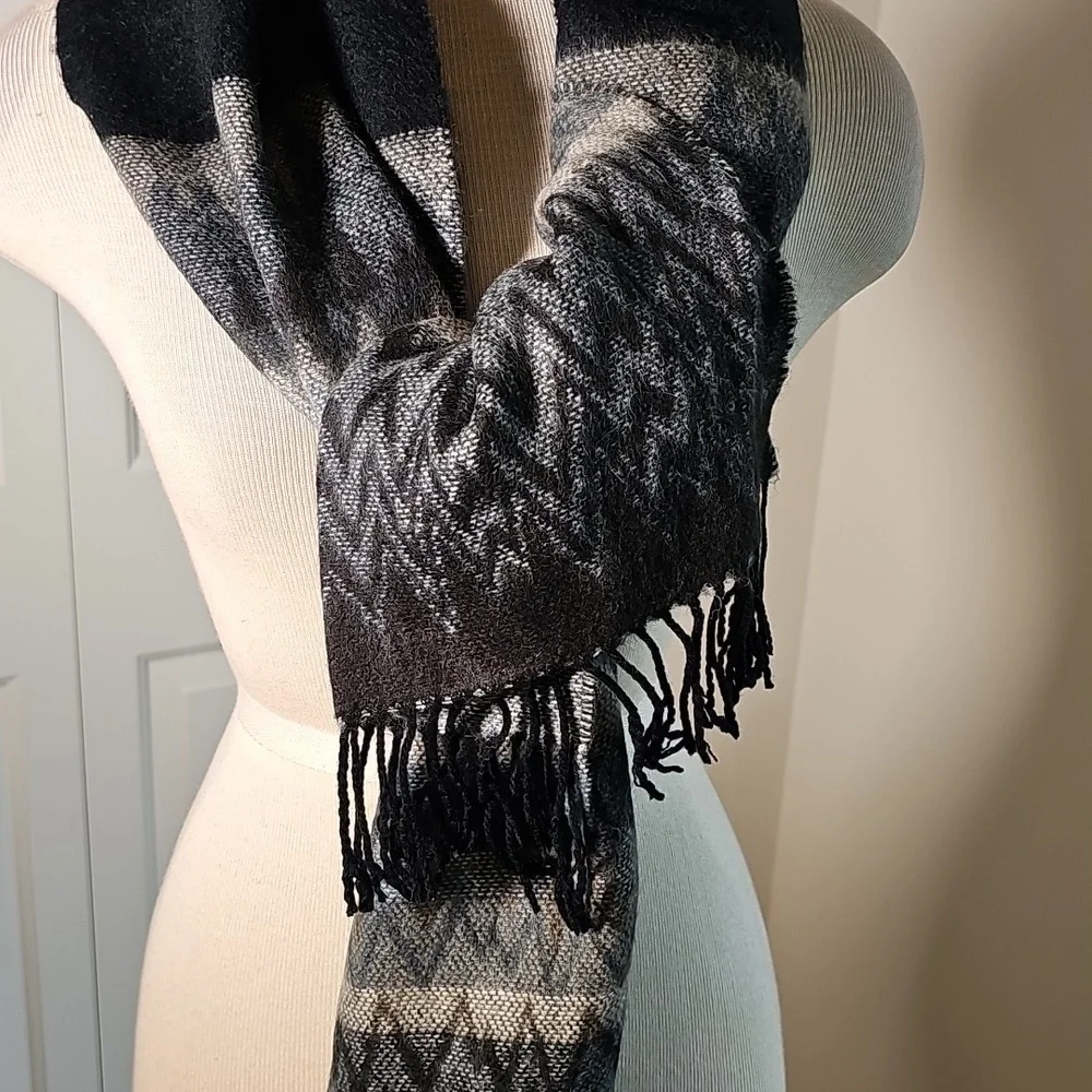 Black and Gray Chevron Scarf.‎ Super Soft With Fringe. By Covington